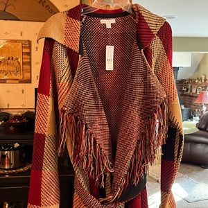 Long sweater/coat Beautiful fall colors! belt is Reversible has two side pockets